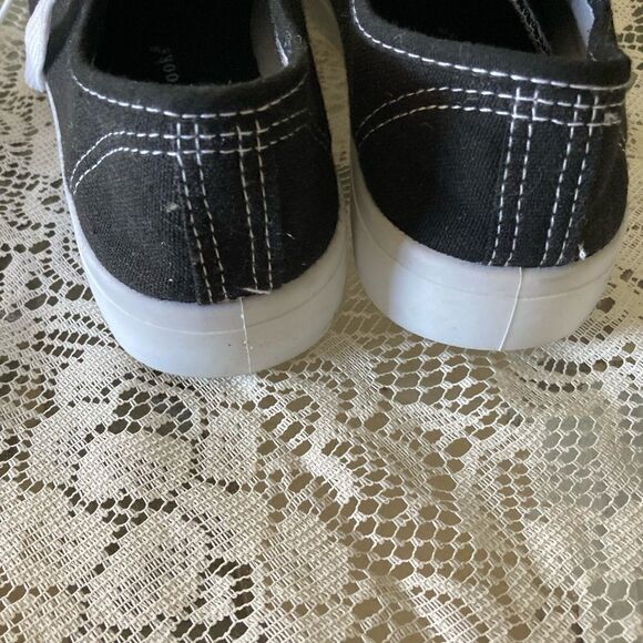 Bobbie Brooks sneakers Size 6 - Picture 10 of 11